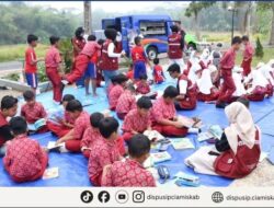 Perpustakaan Keliling Hadir di SDN 1 Kertaharja, Dispusip Ciamis Dekatkan Akses Literasi