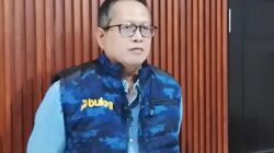 Pemimpin Cabang Perum Bulog Ciamis Johan Wahyudi menyampaikan penjelasan terkait penyaluran dan kualitas beras bantuan pangan di Kantor Bulog Ciamis, Jumat (4/9/2026). Sawalajabar.com/Foto: Resa Hermanto